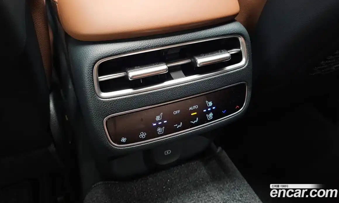 Genesis GV70 2025 2.5 Автомат в Москве № 59366, фото 20