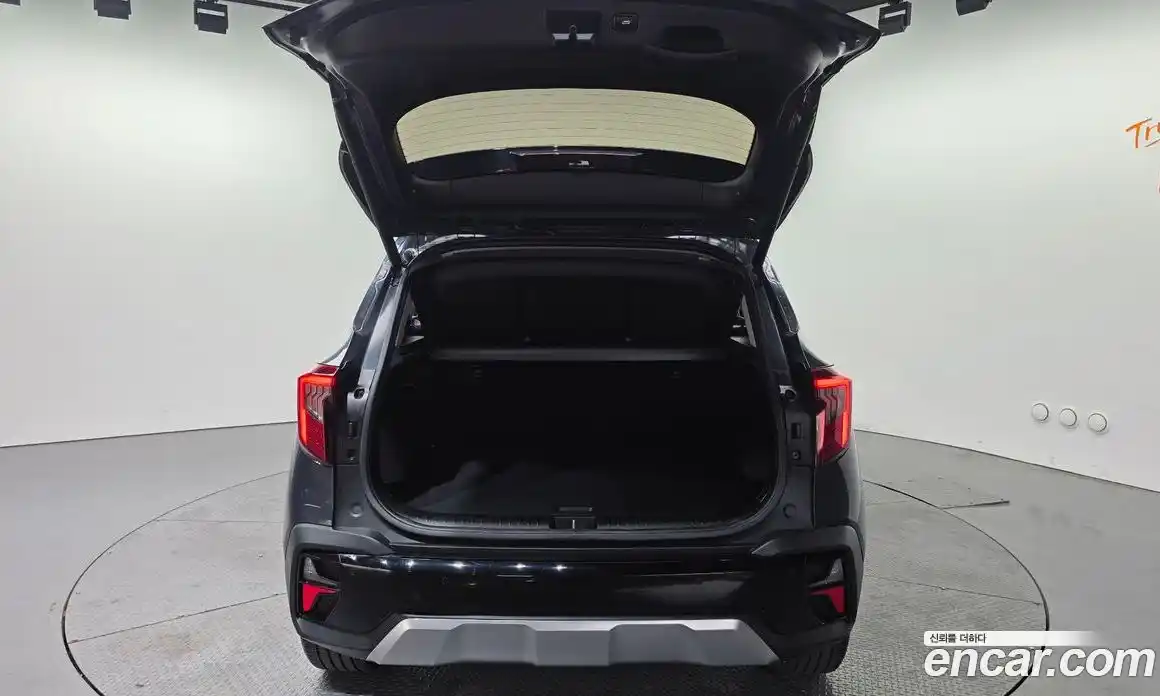 Kia Seltos 2023 2.0 Автомат в Москве № 60828, фото 14