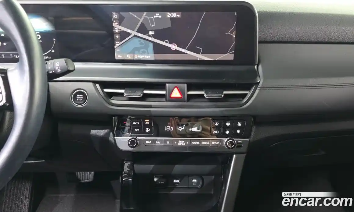 Kia Seltos 2023 2.0 Автомат в Москве № 60828, фото 15