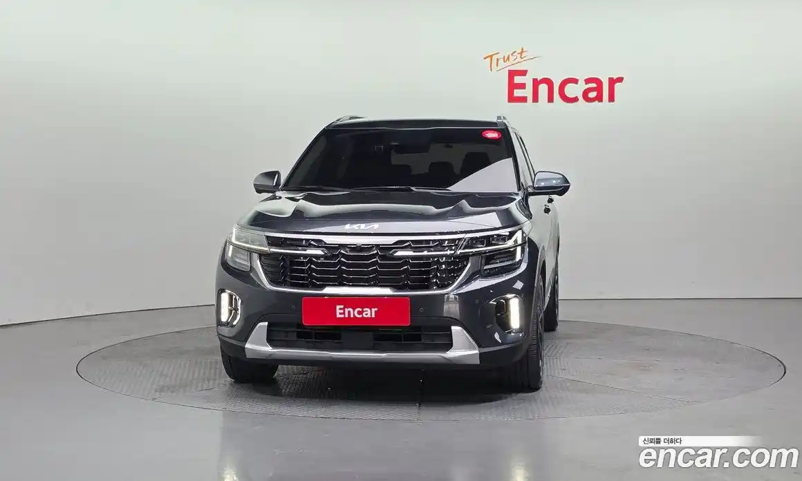 Kia Seltos 2023 2.0 Автомат в Москве № 60828, фото 16