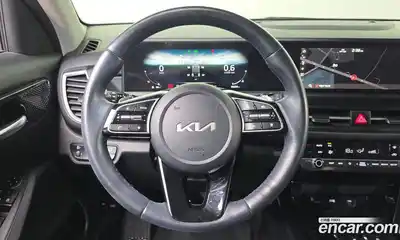 Kia Seltos 2023 2.0 Автомат в Москве № 60828, миниатюра 4