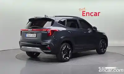 Kia Seltos 2023 2.0 Автомат в Москве № 60828, миниатюра 8