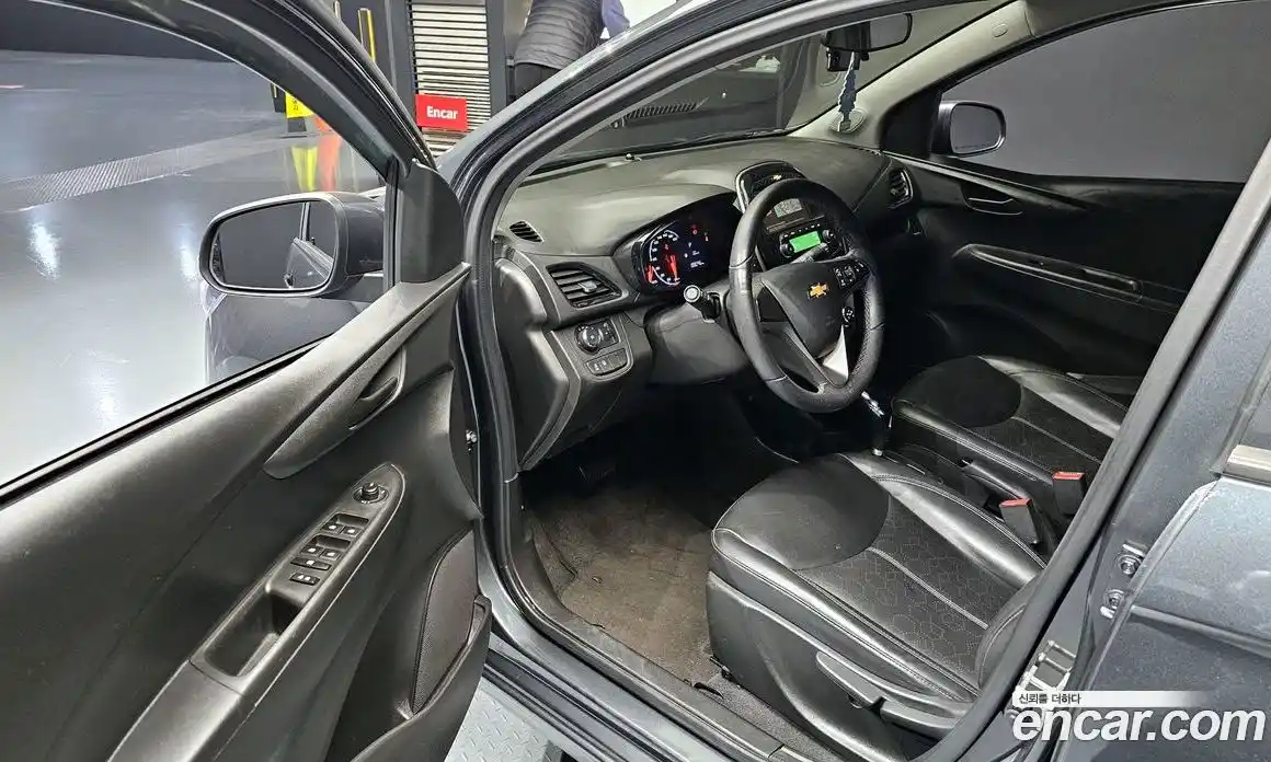 Chevrolet Spark 2017 1.0 Автомат в Москве № 99464, фото 15