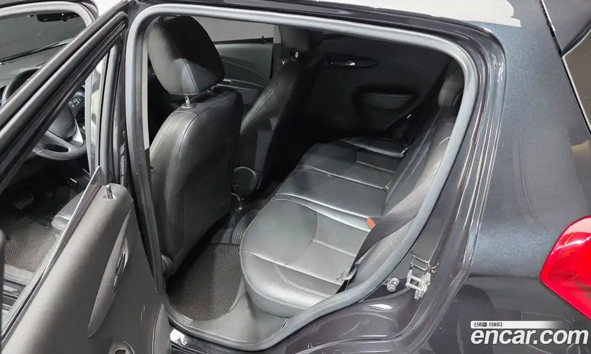 Chevrolet Spark 2016 1.0 Автомат в Москве № 103742, фото 10