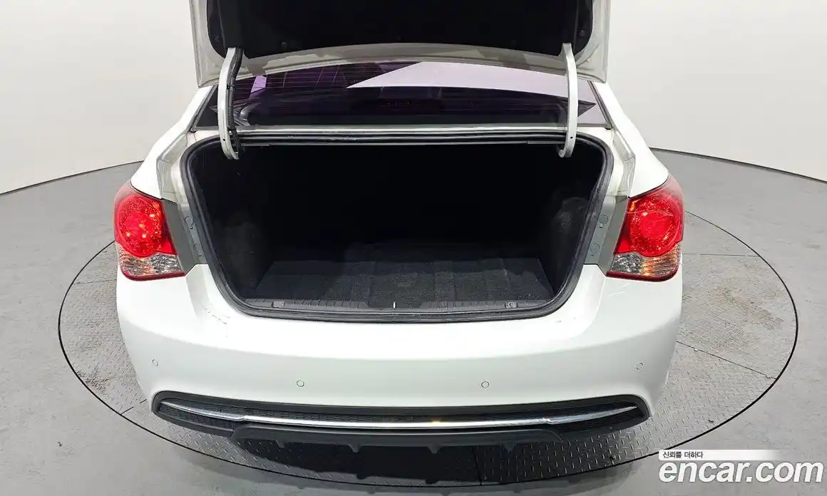 Chevrolet Cruze 2014 1.8 Автомат в Москве № 105449, фото 17