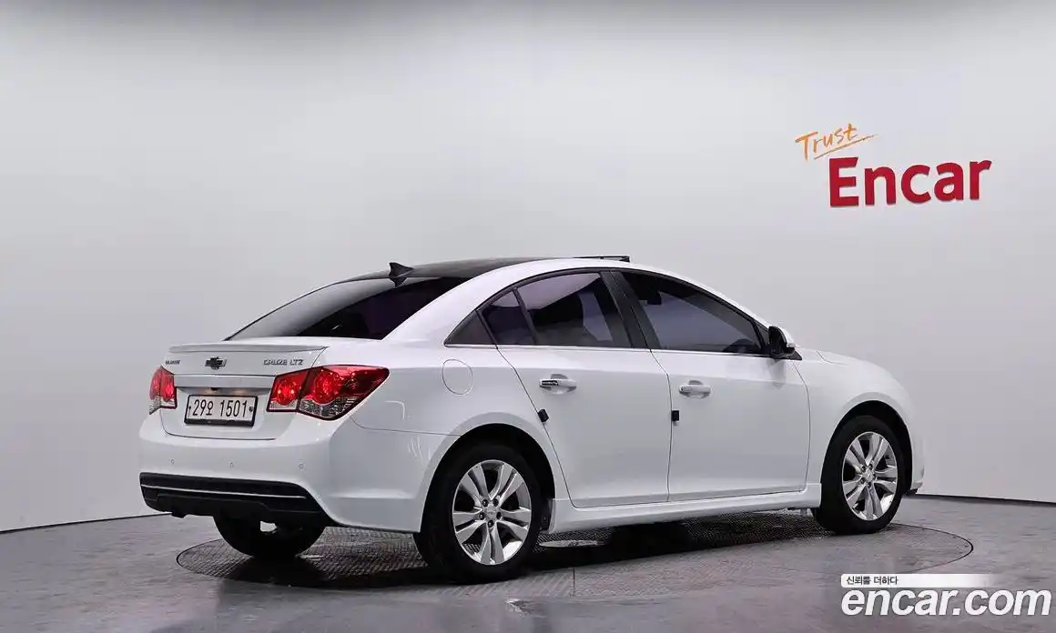 Chevrolet Cruze 2014 1.8 Автомат в Москве № 105449, фото 6