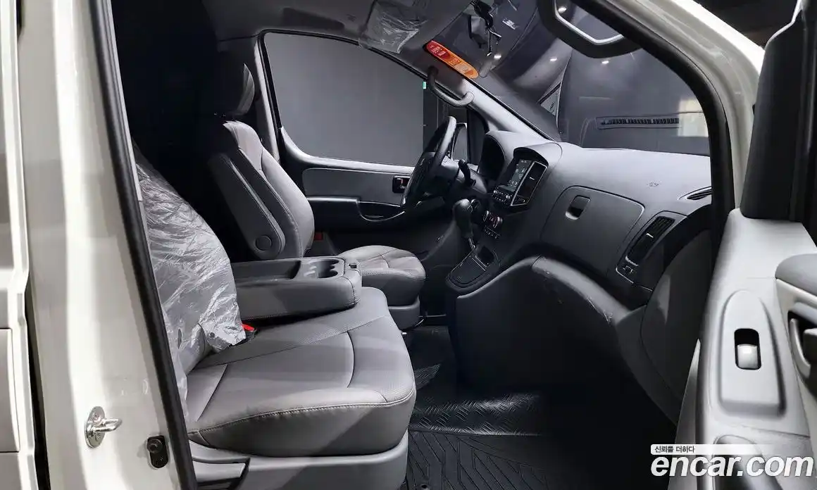 Hyundai Starex 2020 2.5 Автомат в Москве № 109315, фото 7