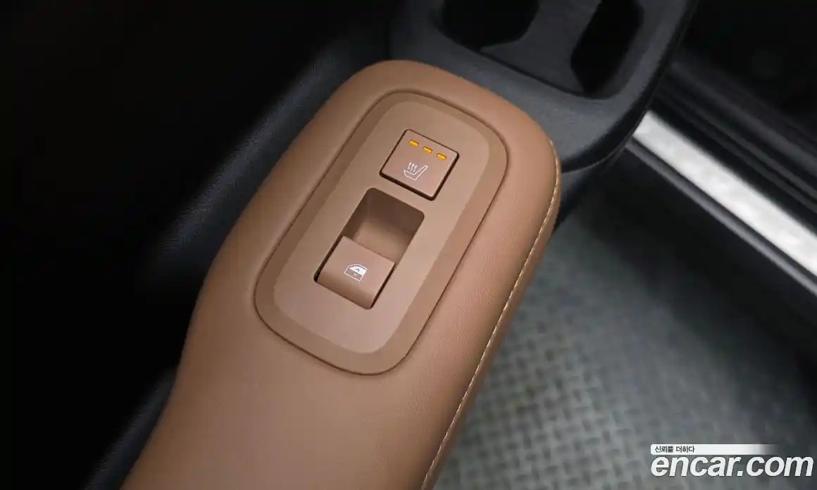 Hyundai Santa Fe 2024 1.6 Автомат в Москве № 110810, фото 9