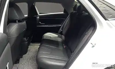 Hyundai Avante 2025 1.6 Автомат в Москве № 112071, миниатюра 12