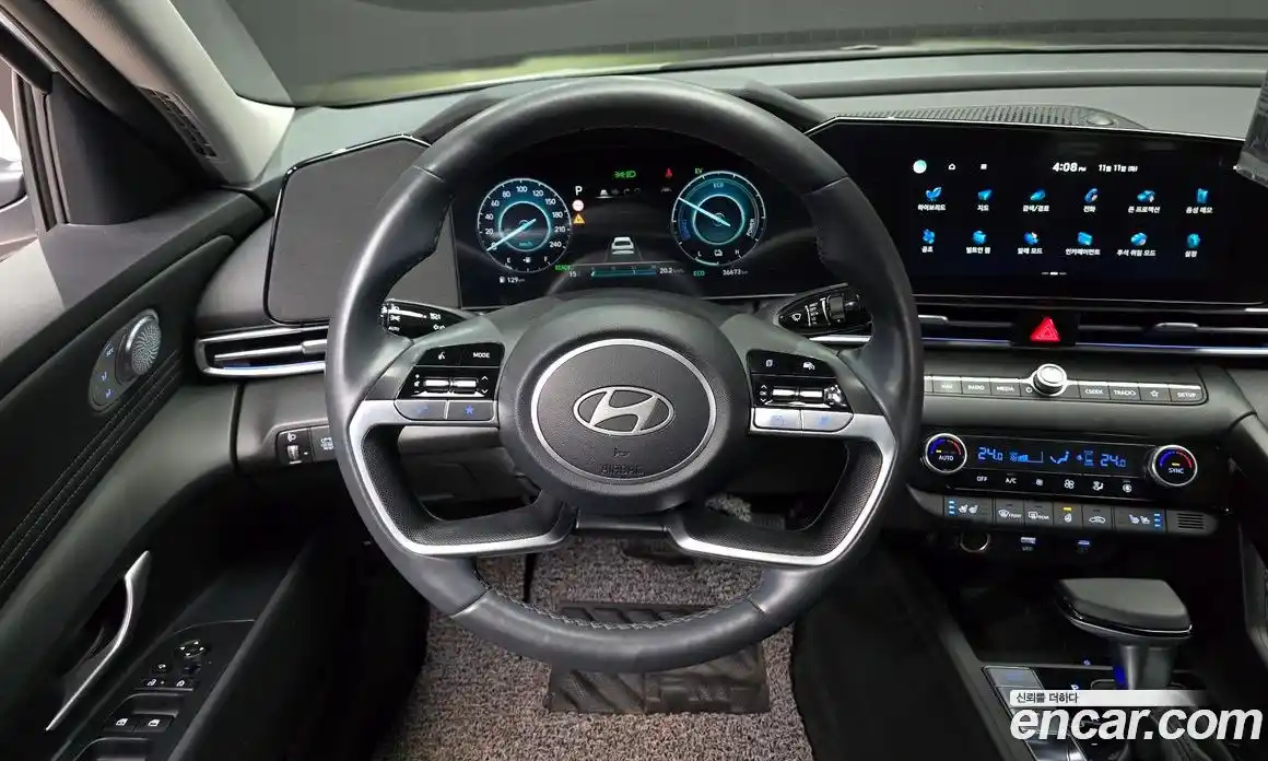 Hyundai Avante 2025 1.6 Автомат в Москве № 112071, фото 19