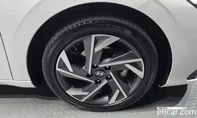 Hyundai Avante 2025 1.6 Автомат в Москве № 112071, миниатюра 4