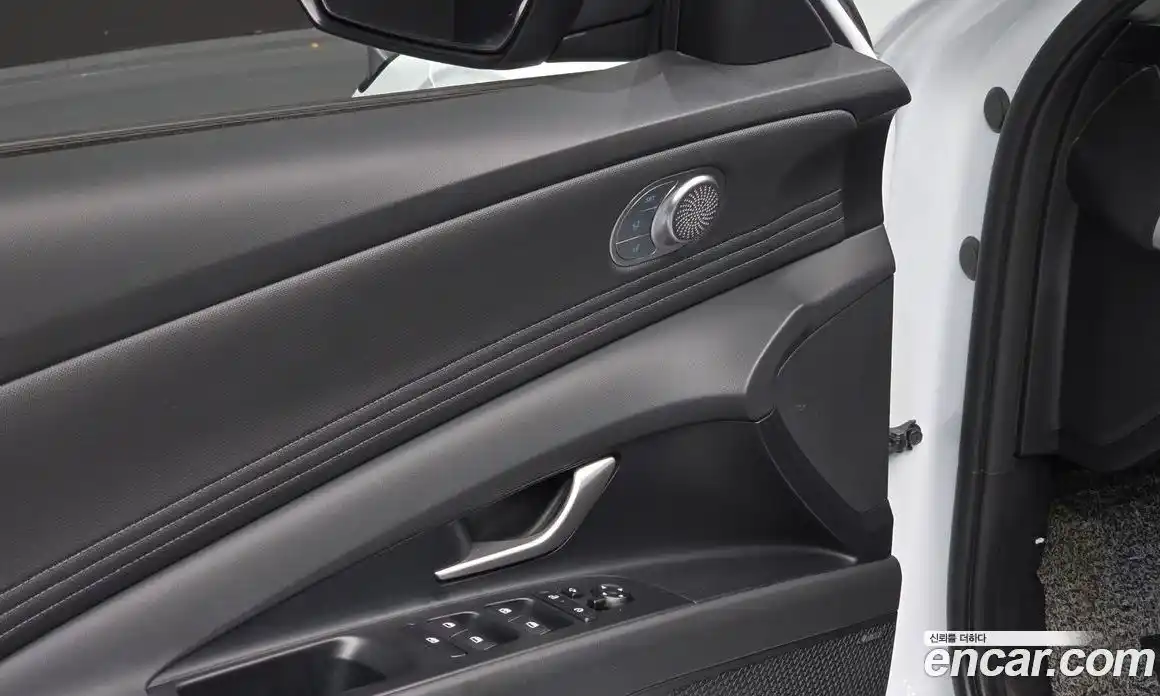 Hyundai Avante 2025 1.6 Автомат в Москве № 112071, фото 10