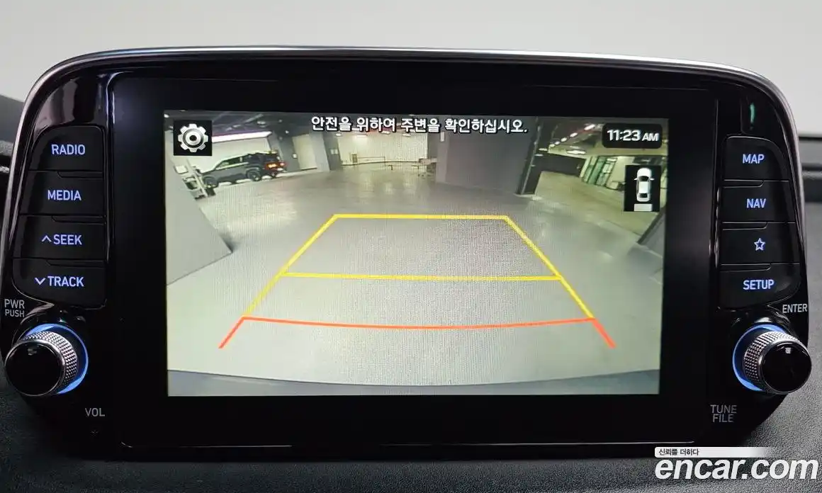 Hyundai Santa Fe 2020 2.0 Автомат в Москве № 112696, фото 9