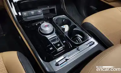 Kia Canival 2023 3.5 Автомат в Москве № 115451, миниатюра 8