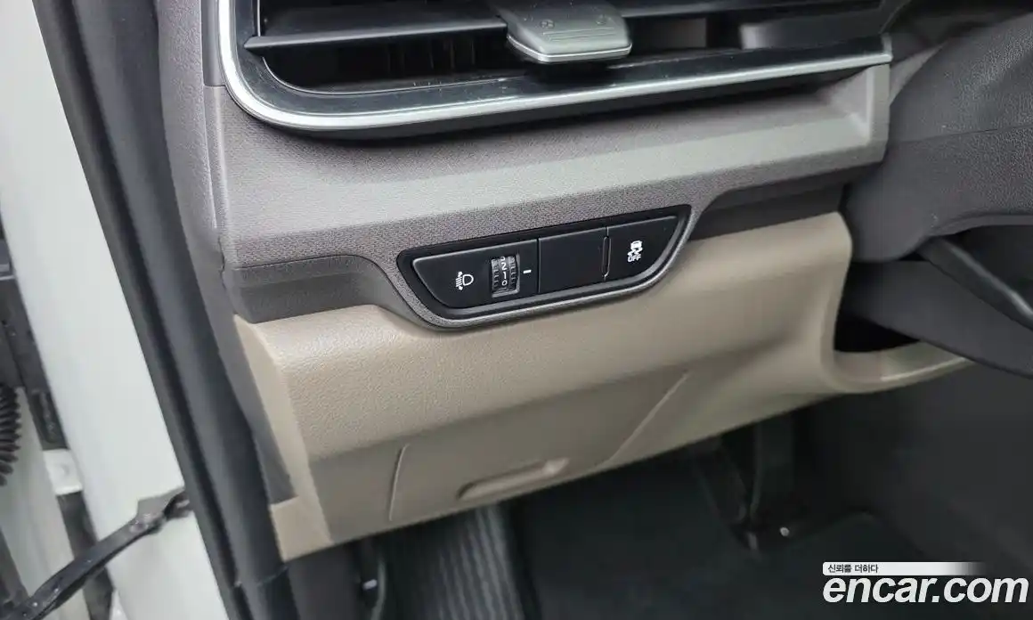 Kia Canival 2024 2.2 Автомат в Москве № 120924, фото 15