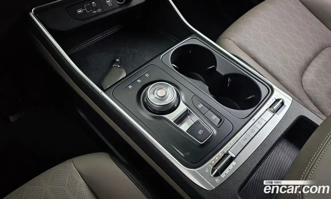 Kia Canival 2024 2.2 Автомат в Москве № 121173, фото 1