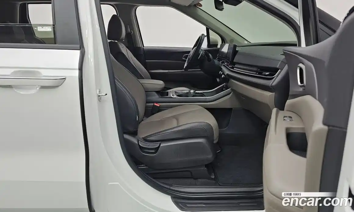 Kia Canival 2024 2.2 Автомат в Москве № 121173, фото 14