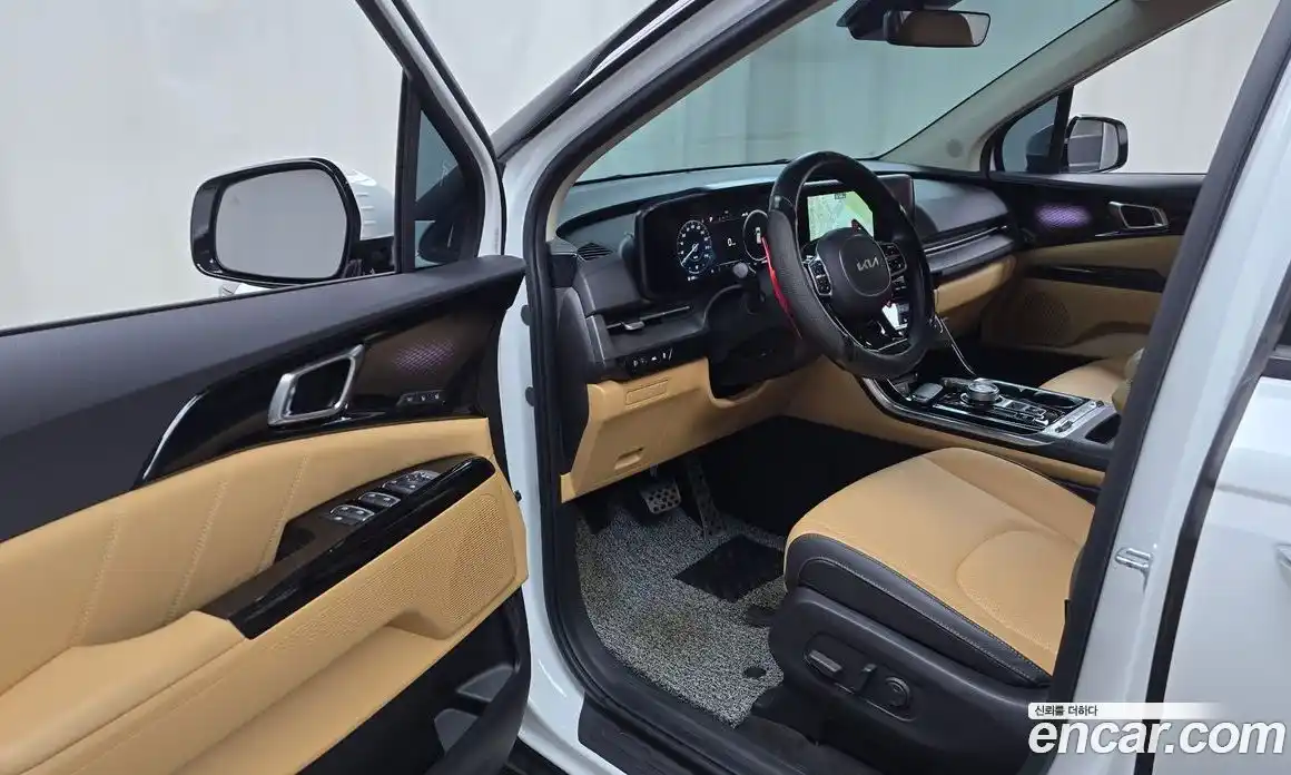 Kia Canival 2022 2.2 Автомат в Москве № 122257, фото 14