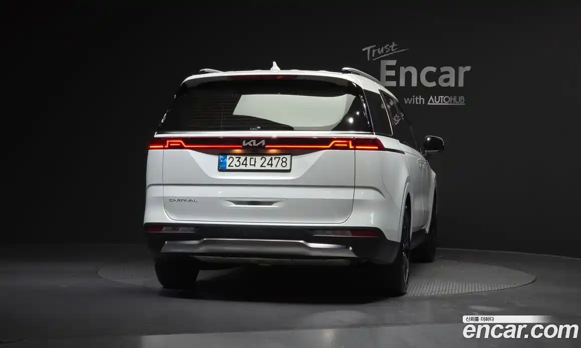 Kia Canival 2022 2.2 Автомат в Москве № 122257, фото 19