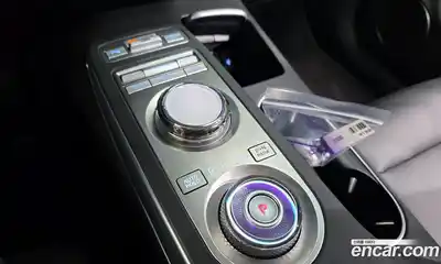 Genesis GV70 2021 2.5 Автомат в Москве № 122486, миниатюра 2