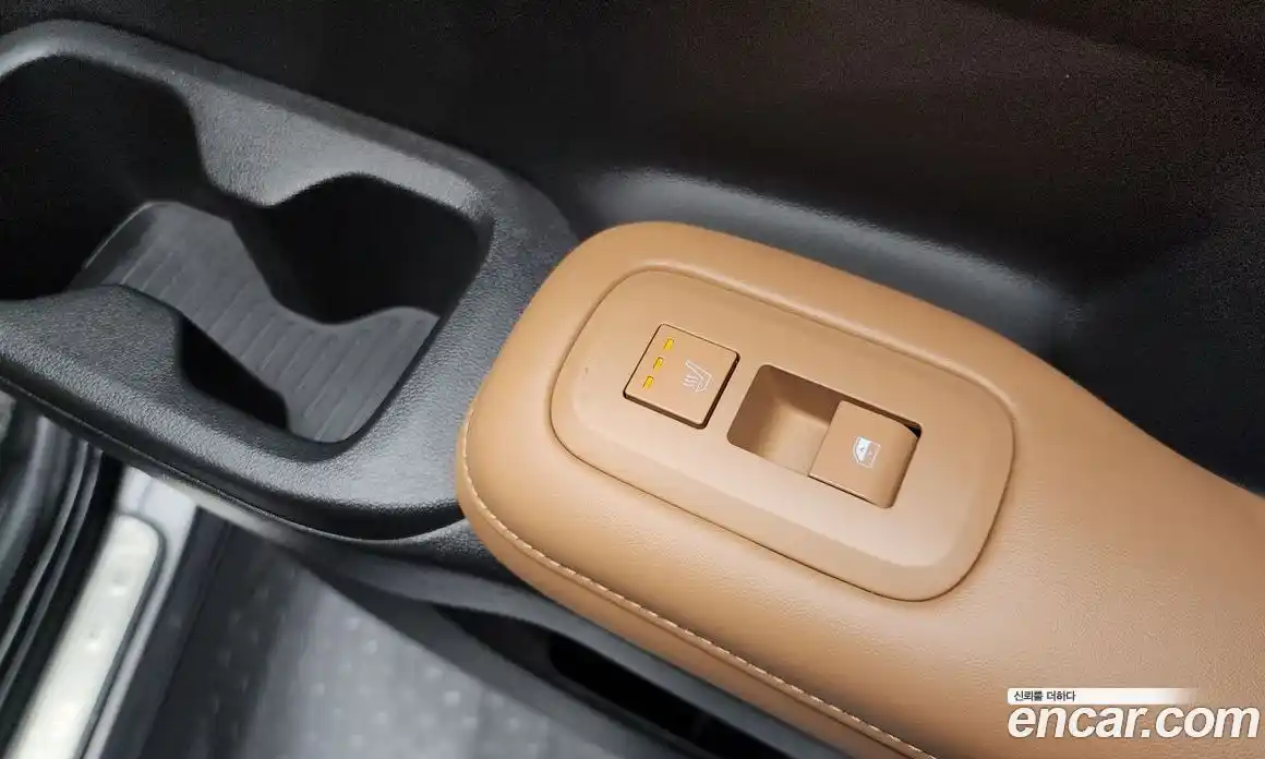 Hyundai Santa Fe 2024 1.6 Автомат в Москве № 122656, фото 12