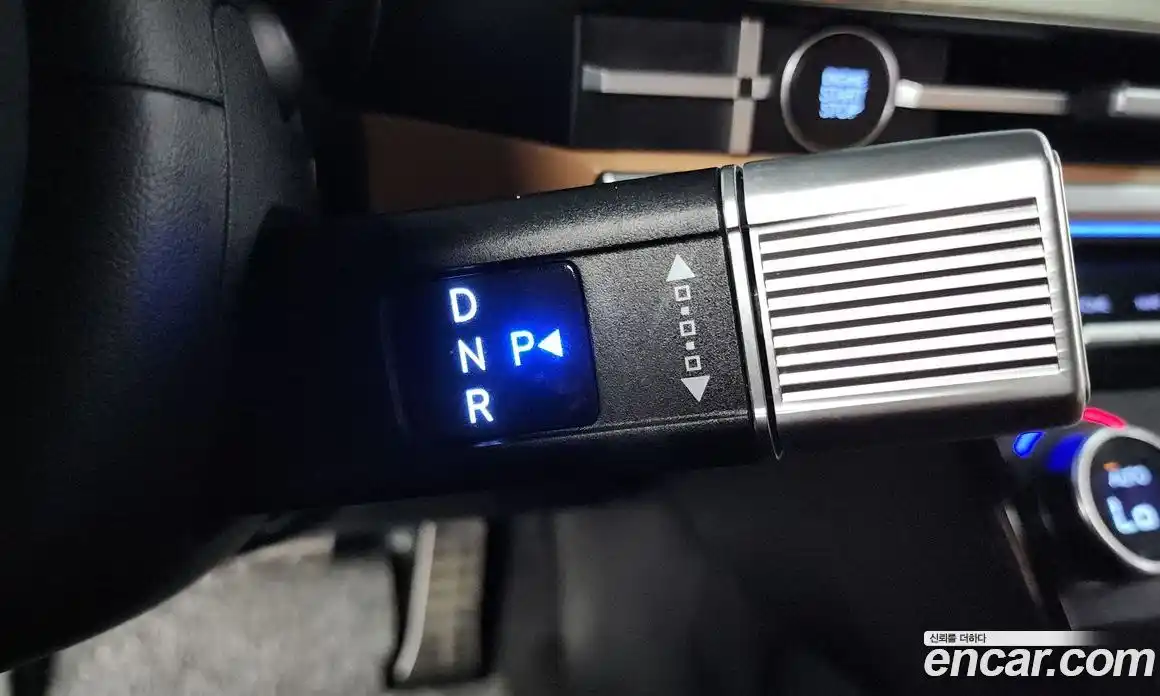 Hyundai Santa Fe 2024 1.6 Автомат в Москве № 122656, фото 15