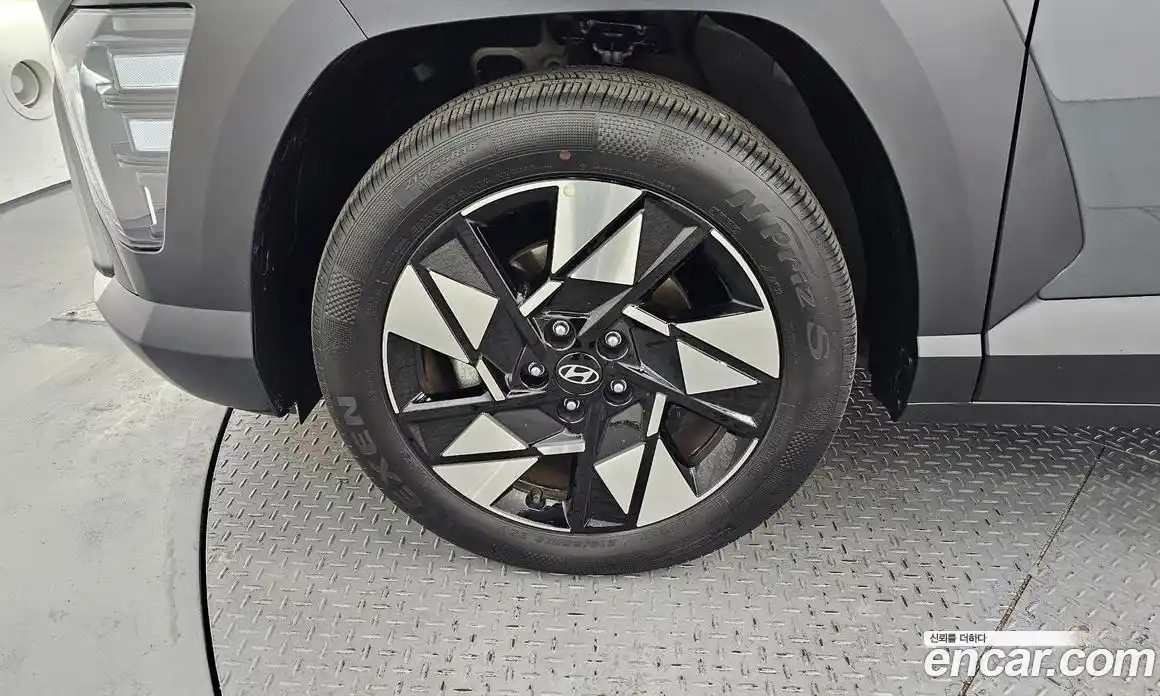 Hyundai Kona 2025 1.6 Автомат в Москве № 124772, фото 17