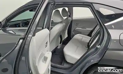 Hyundai Kona 2025 1.6 Автомат в Москве № 124772, миниатюра 4