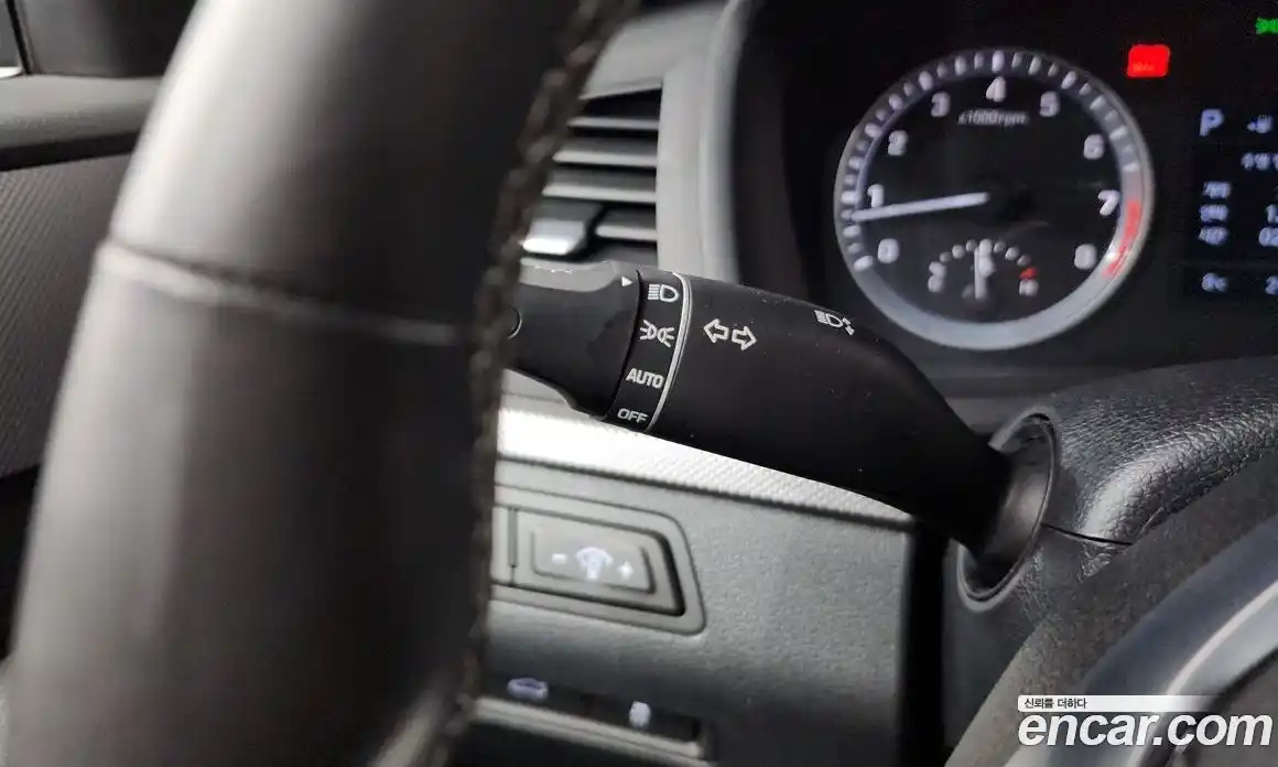 Hyundai Sonata 2019 2.0 Автомат в Москве № 125220, фото 12