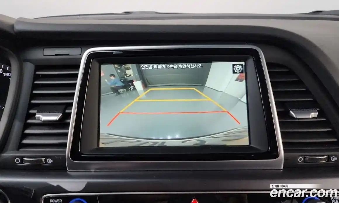 Hyundai Sonata 2019 2.0 Автомат в Москве № 125220, фото 13