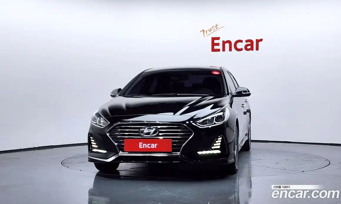 Hyundai Sonata 2019 2.0 Автомат в Москве № 125220, фото 14