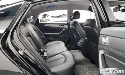 Hyundai Sonata 2019 2.0 Автомат в Москве № 125220, миниатюра 5