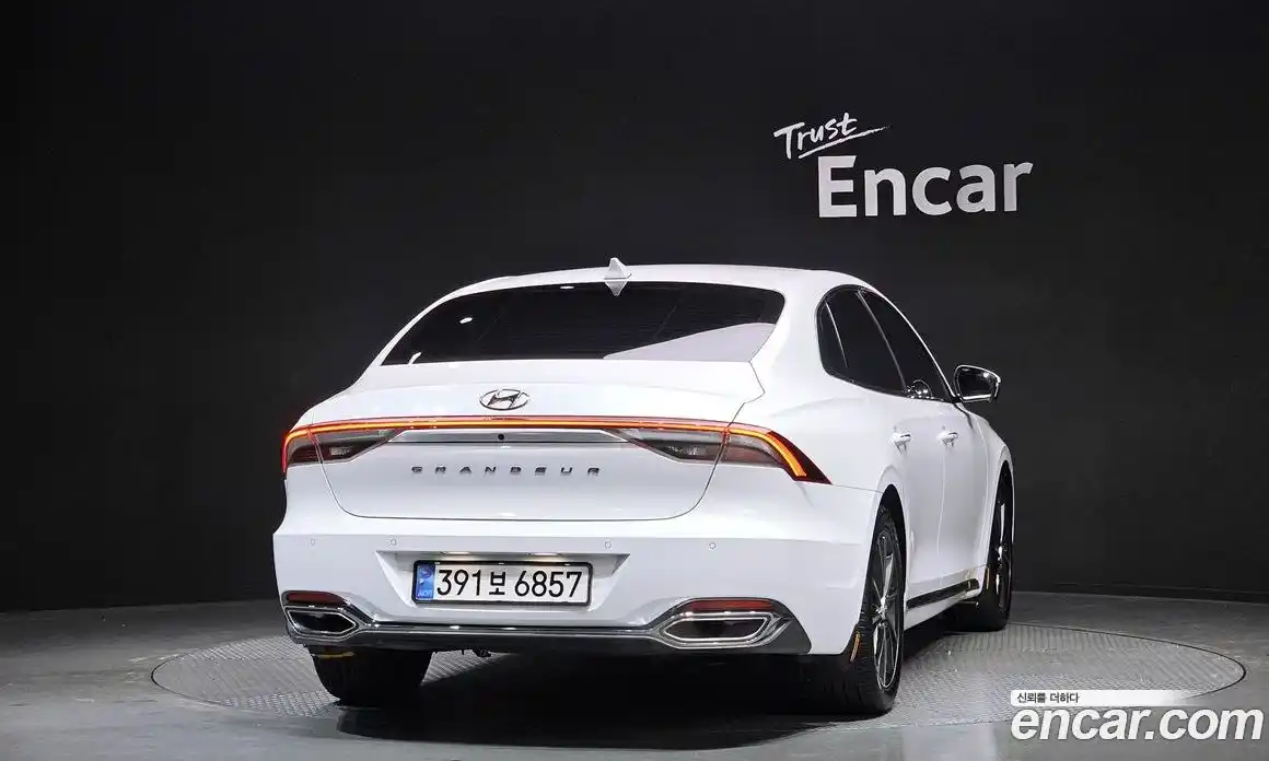 Hyundai Grandeur 2022 2.5 Автомат в Москве № 126114, фото 17