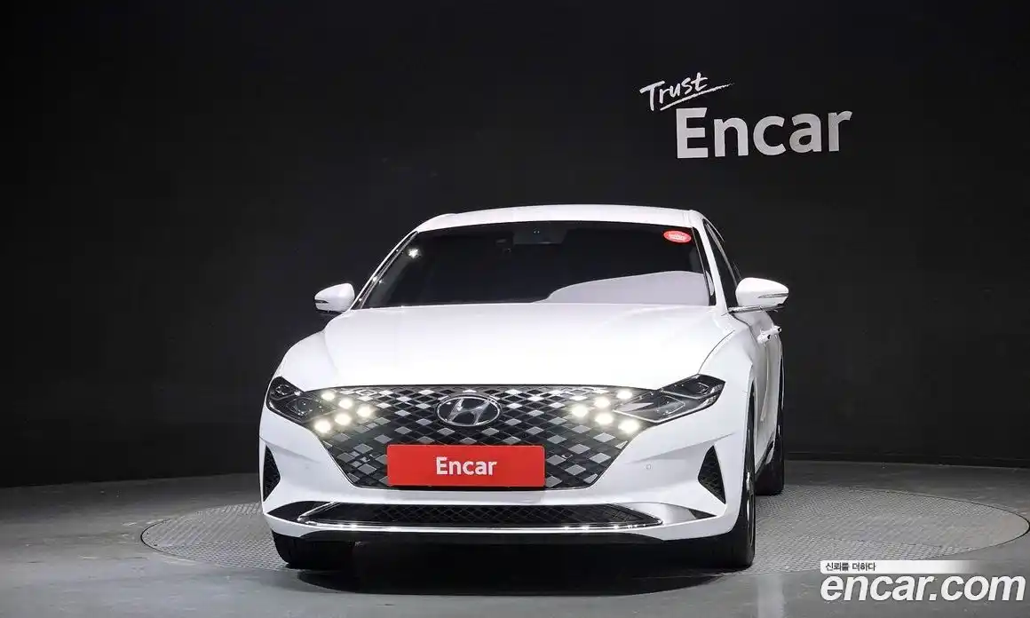 Hyundai Grandeur 2022 2.5 Автомат в Москве № 126114, фото 20