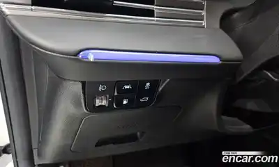 Hyundai Grandeur 2022 2.5 Автомат в Москве № 126114, миниатюра 2