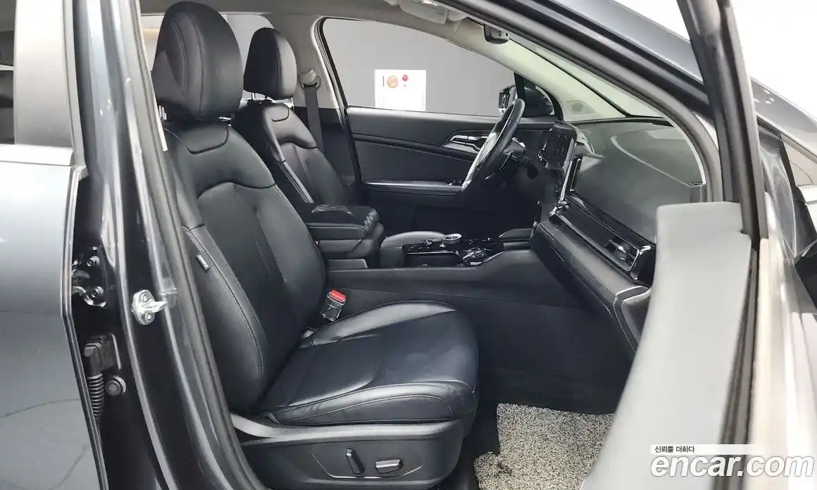 Kia Sportage 2023 1.6 Автомат в Москве № 129784, фото 6