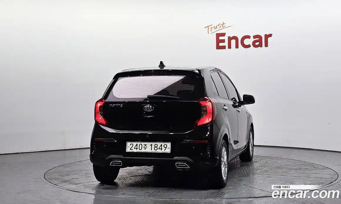 Kia Morning 2021 1.0 Автомат в Москве № 133261, фото 15