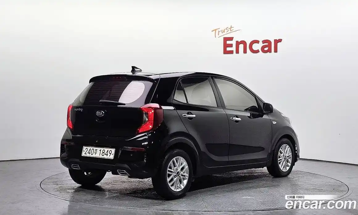 Kia Morning 2021 1.0 Автомат в Москве № 133261, фото 19