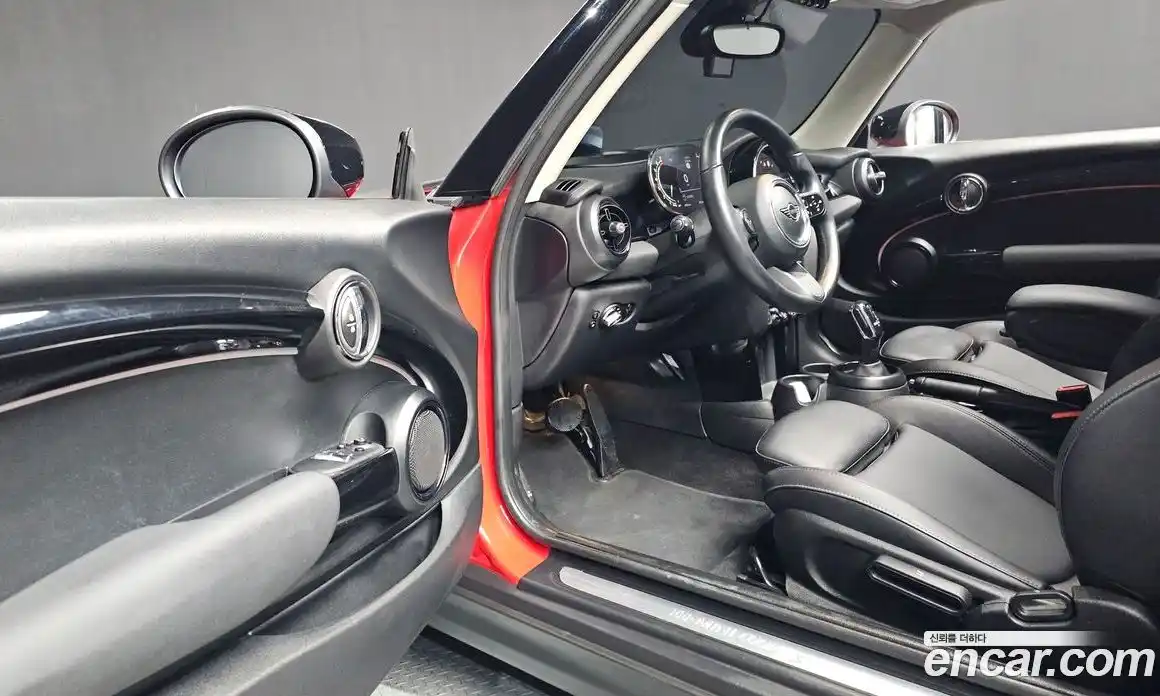 Mini Cooper 2022 2.0 Автомат в Москве № 140595, фото 8