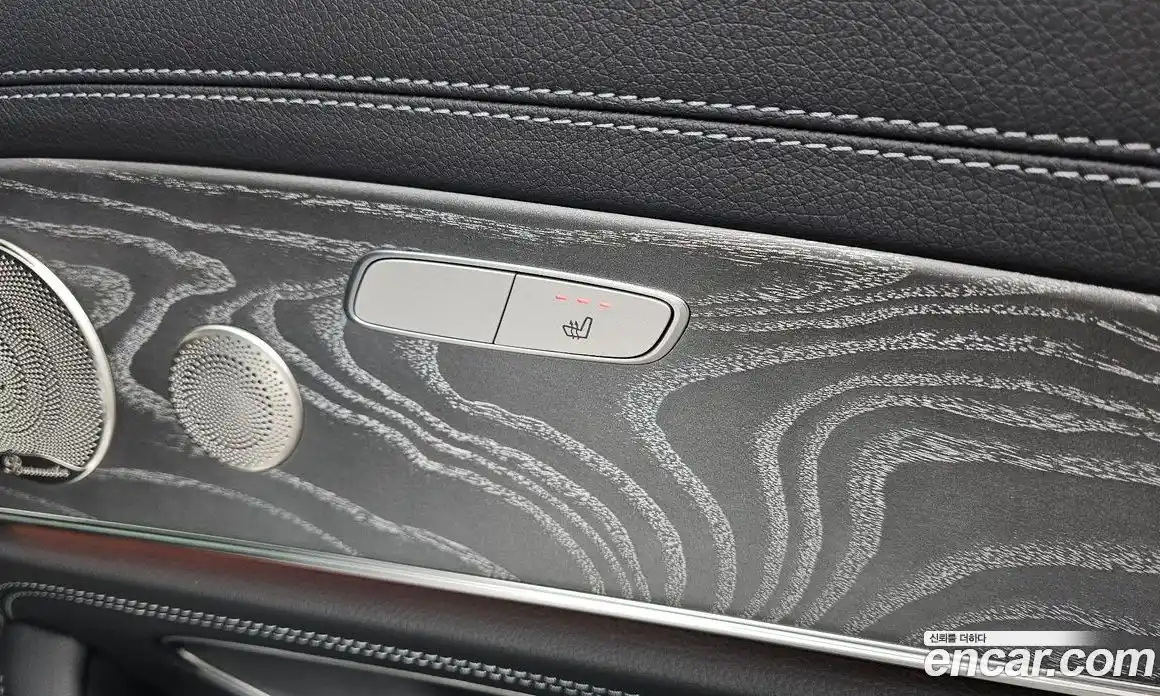 Mercedes-Benz E-Class 2021 2.0 Автомат в Москве № 142918, фото 18