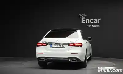 Mercedes-Benz E-Class 2021 2.0 Автомат в Москве № 142918, миниатюра 6