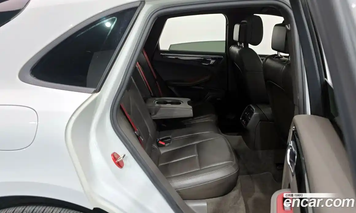 Porsche Macan 2015 3.0 Автомат в Москве № 145243, фото 14