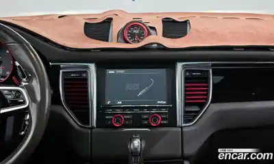 Porsche Macan 2015 3.0 Автомат в Москве № 145243, миниатюра 2