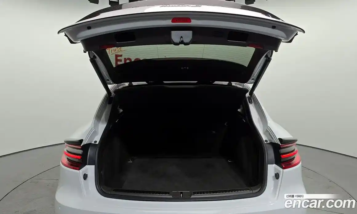 Porsche Macan 2015 3.0 Автомат в Москве № 145243, фото 9