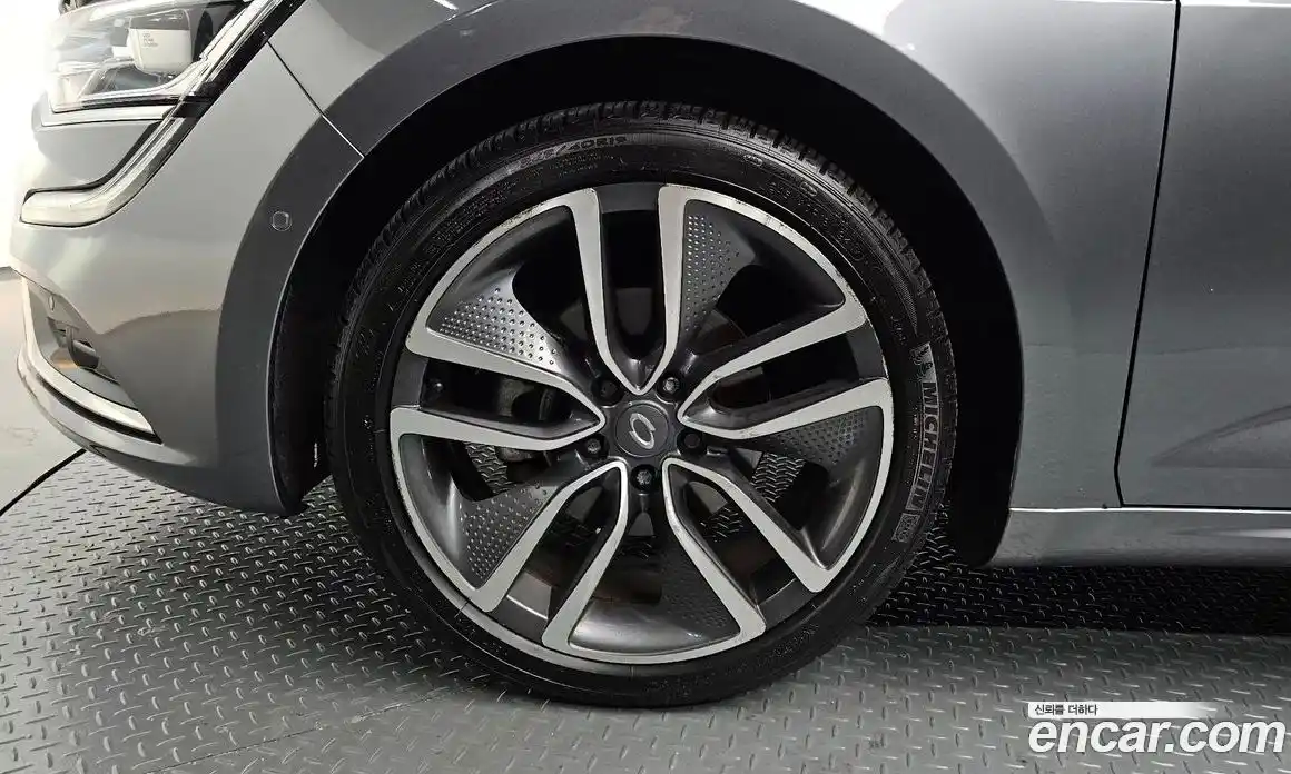 Renault SM6 2016 1.6 Автомат в Москве № 147569, фото 9