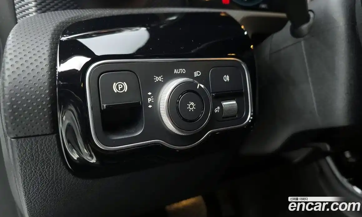 Mercedes-Benz A-Class 2022 2.0 Автомат в Москве № 150855, фото 13