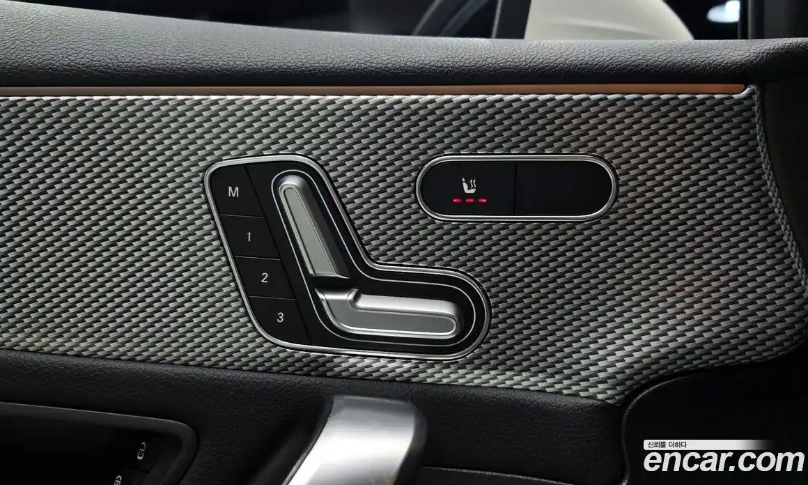 Mercedes-Benz A-Class 2022 2.0 Автомат в Москве № 150855, фото 16