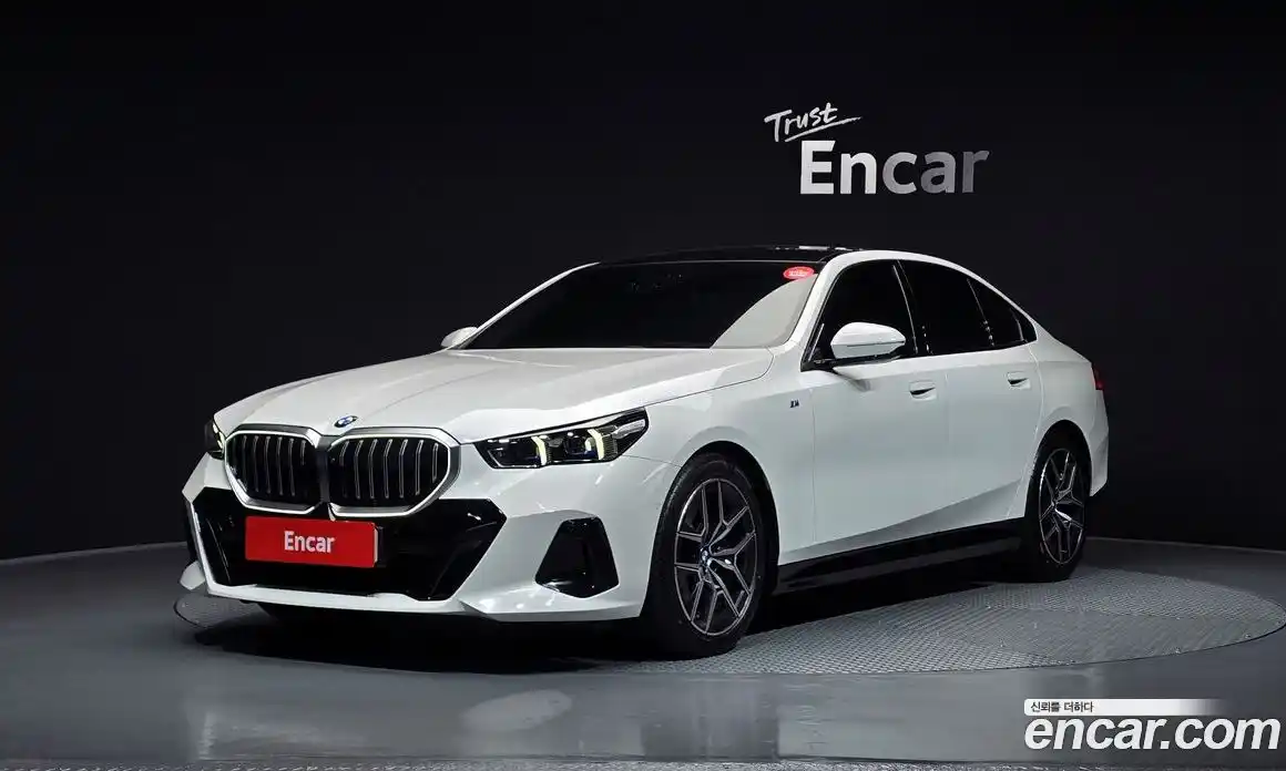 BMW 5-Series 2025 2.0 Автомат в Москве № 153279, фото 16