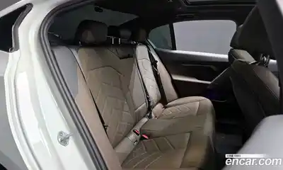 BMW 5-Series 2025 2.0 Автомат в Москве № 153279, миниатюра 7