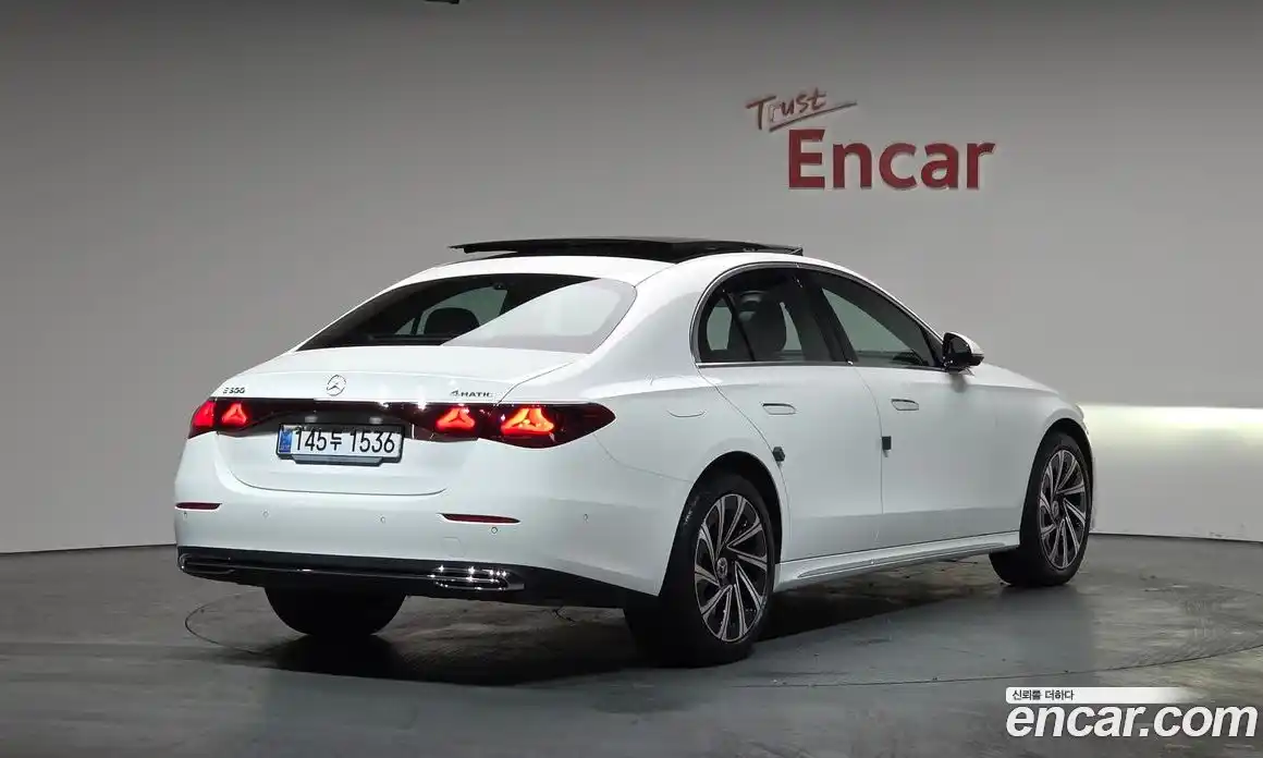 Mercedes-Benz E-Class 2025 2.0 Автомат в Москве № 160296, фото 12